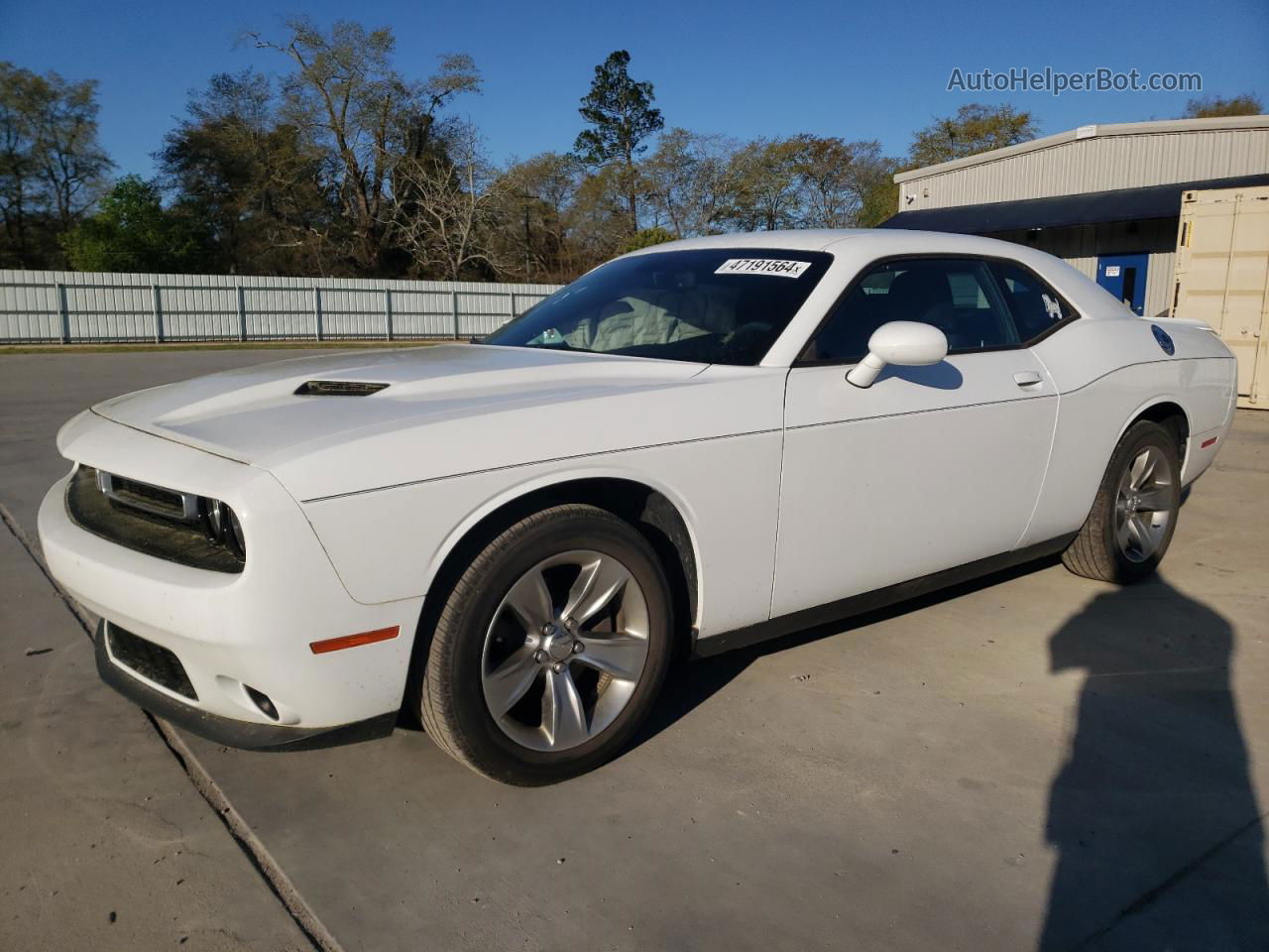 2018 Dodge Challenger Sxt White vin: 2C3CDZAG5JH286611