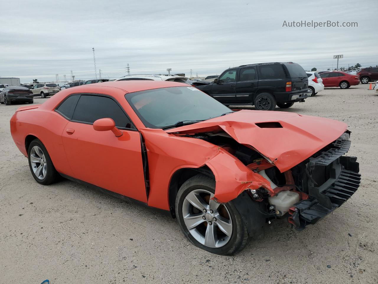 2018 Dodge Challenger Sxt Оранжевый vin: 2C3CDZAG5JH317548