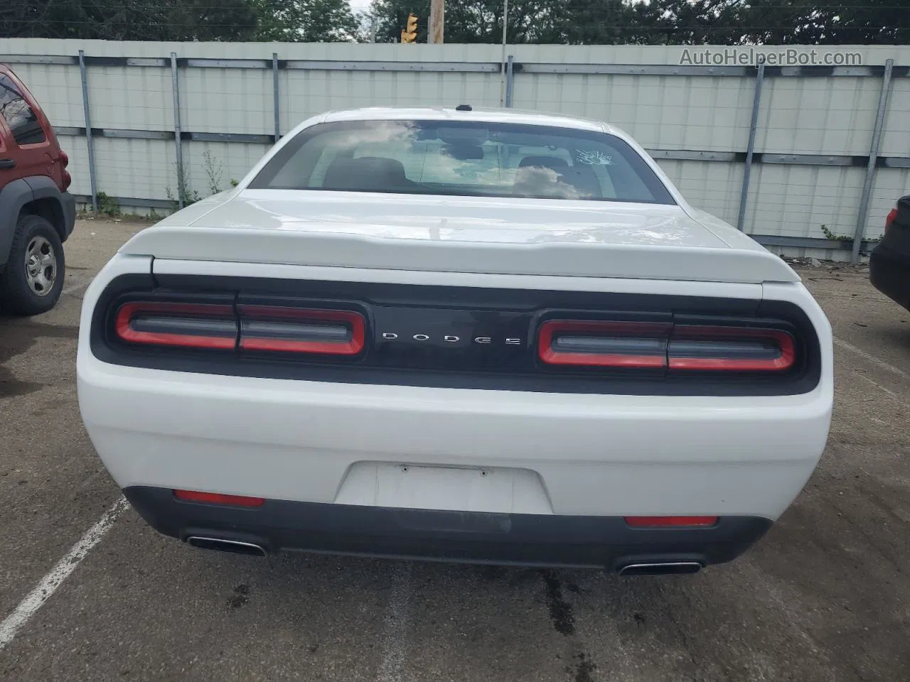 2015 Dodge Challenger Sxt Белый vin: 2C3CDZAG6FH773792