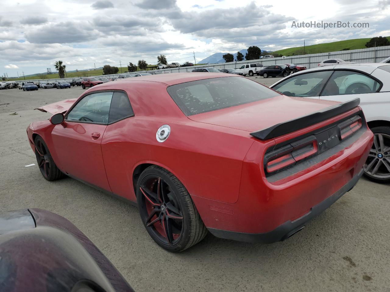 2017 Dodge Challenger Sxt Red vin: 2C3CDZAG6HH617013