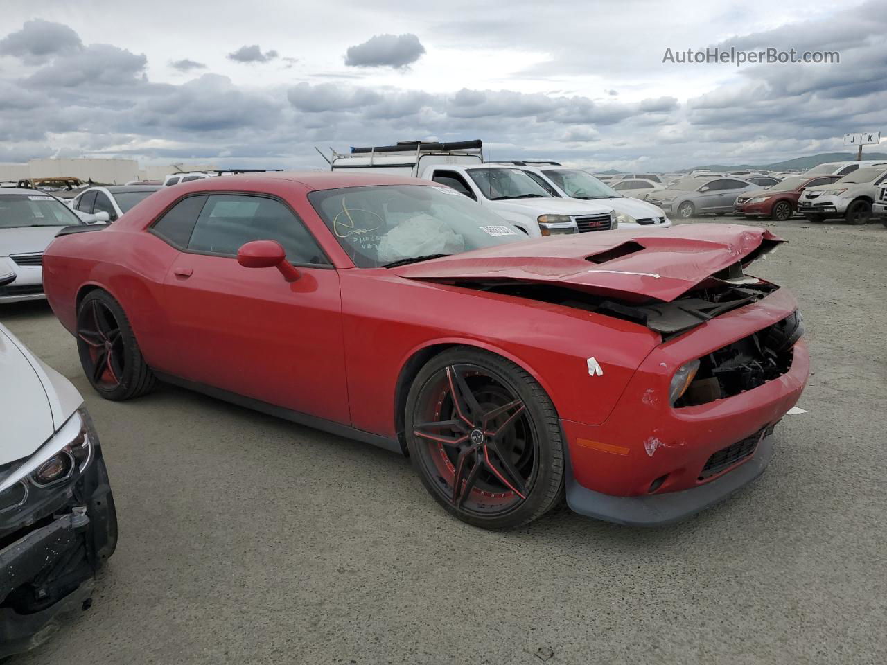 2017 Dodge Challenger Sxt Красный vin: 2C3CDZAG6HH617013