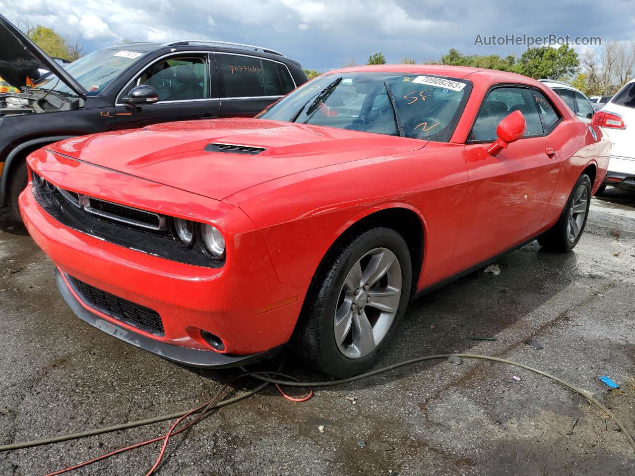 2017 Dodge Challenger Sxt Красный vin: 2C3CDZAG6HH658421