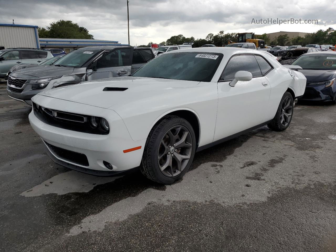 2018 Dodge Challenger Sxt White vin: 2C3CDZAG6JH233027