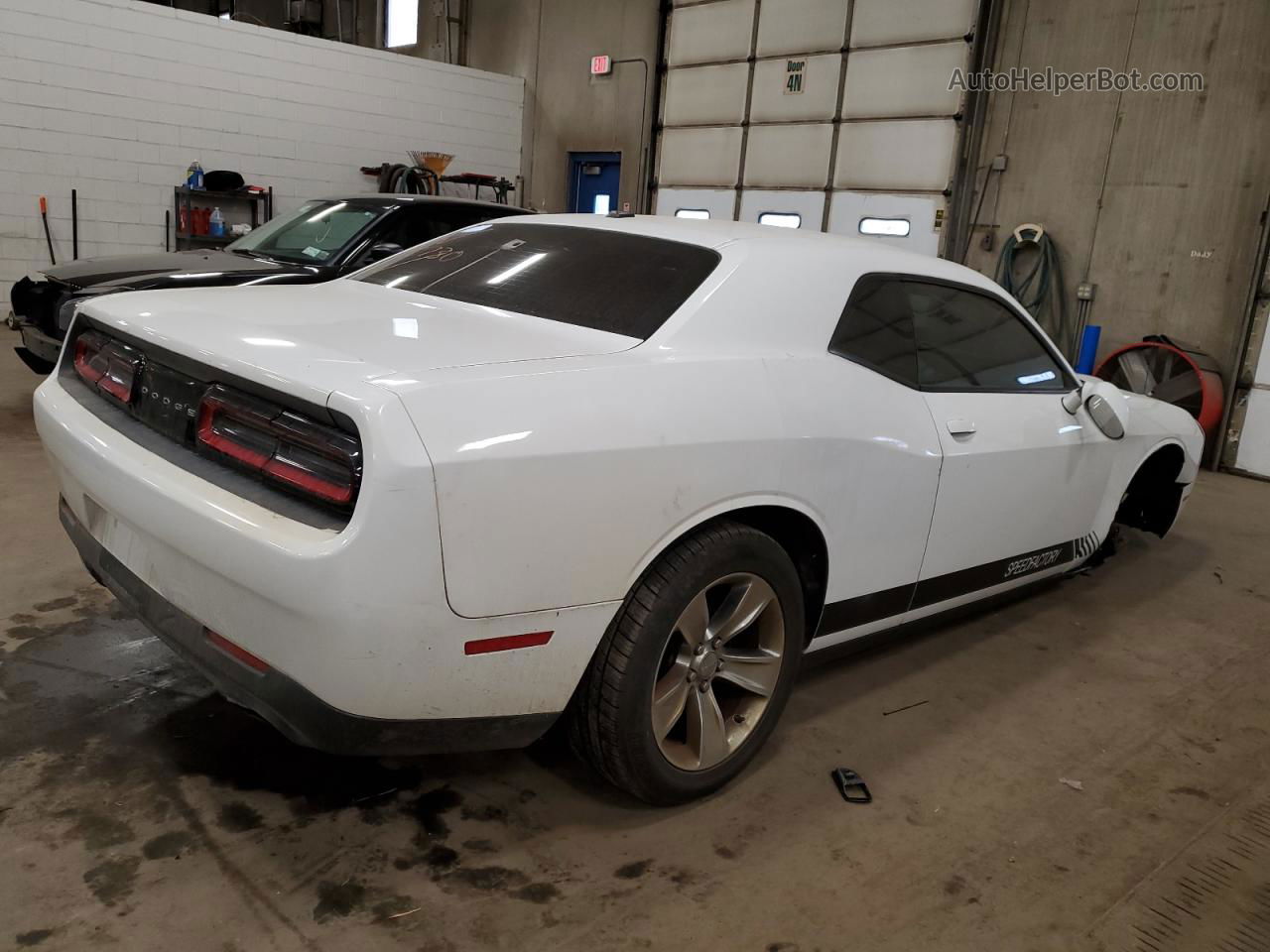 2015 Dodge Challenger Sxt White vin: 2C3CDZAG7FH793940