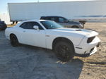 2016 Dodge Challenger Sxt Белый vin: 2C3CDZAG7GH172117