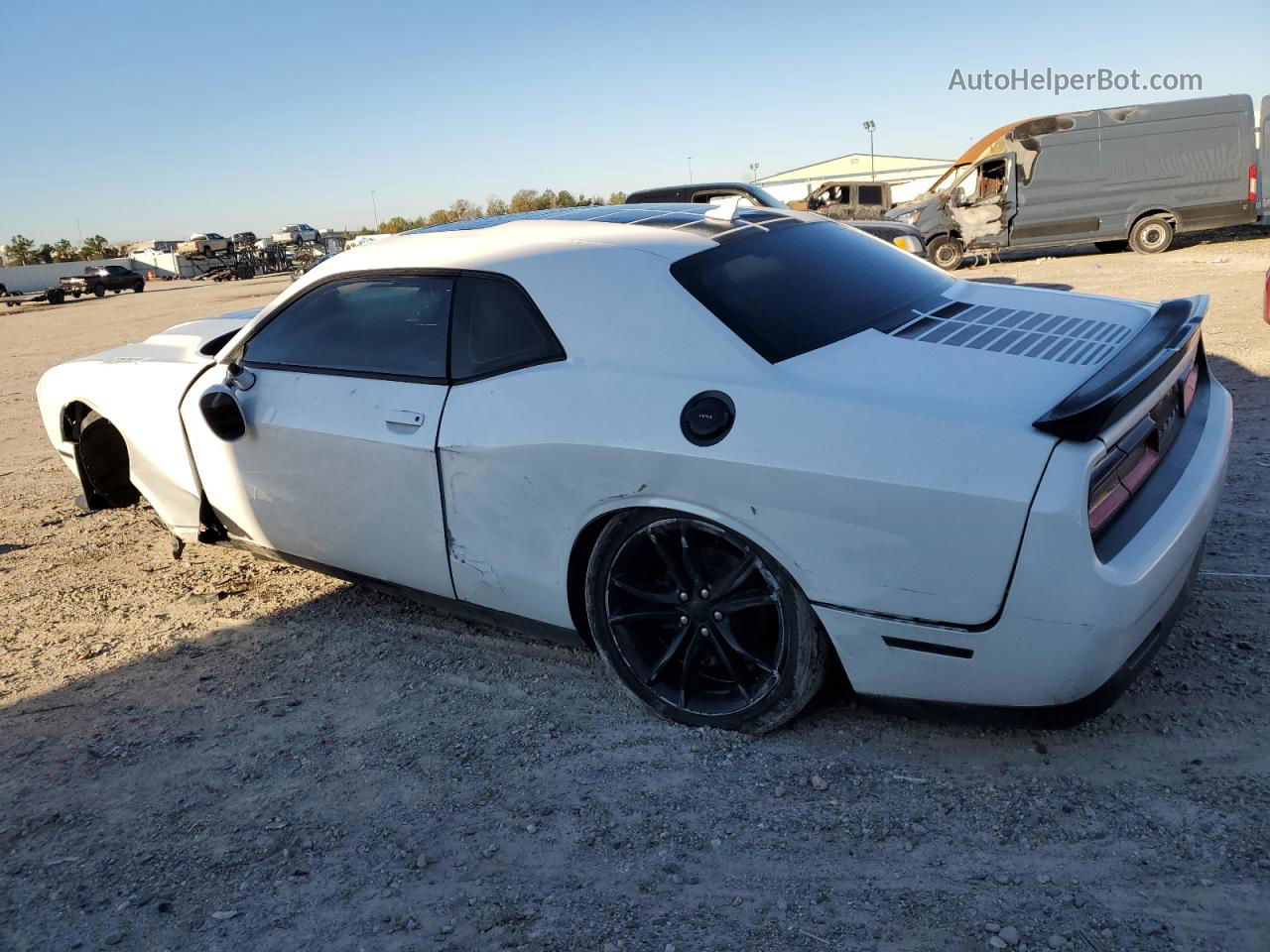 2016 Dodge Challenger Sxt Белый vin: 2C3CDZAG7GH172117