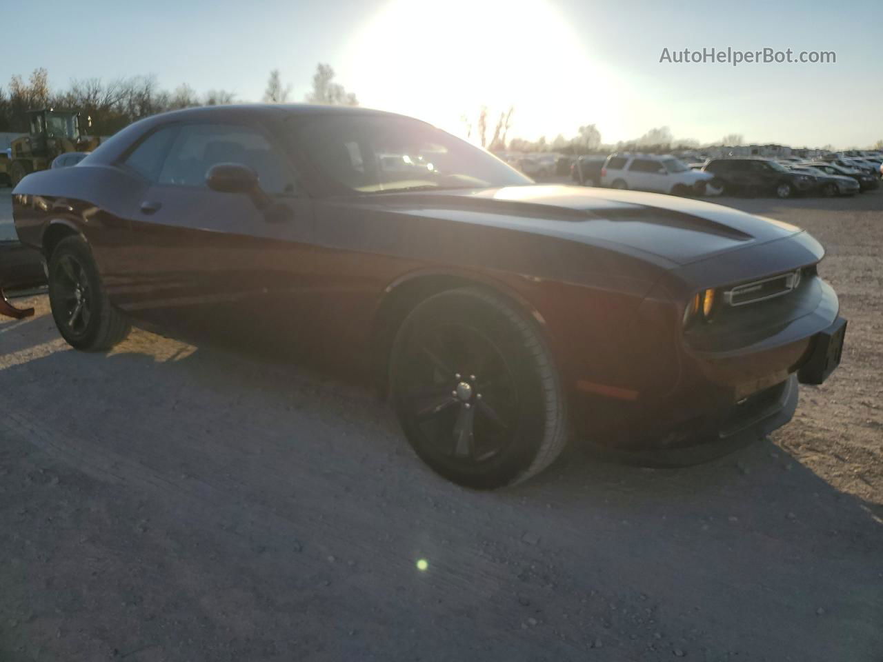 2017 Dodge Challenger Sxt Maroon vin: 2C3CDZAG7HH568906