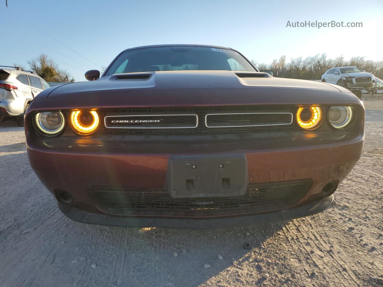 2017 Dodge Challenger Sxt Maroon vin: 2C3CDZAG7HH568906