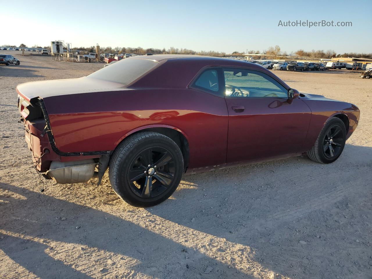 2017 Dodge Challenger Sxt Maroon vin: 2C3CDZAG7HH568906