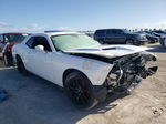 2018 Dodge Challenger Sxt White vin: 2C3CDZAG7JH142056