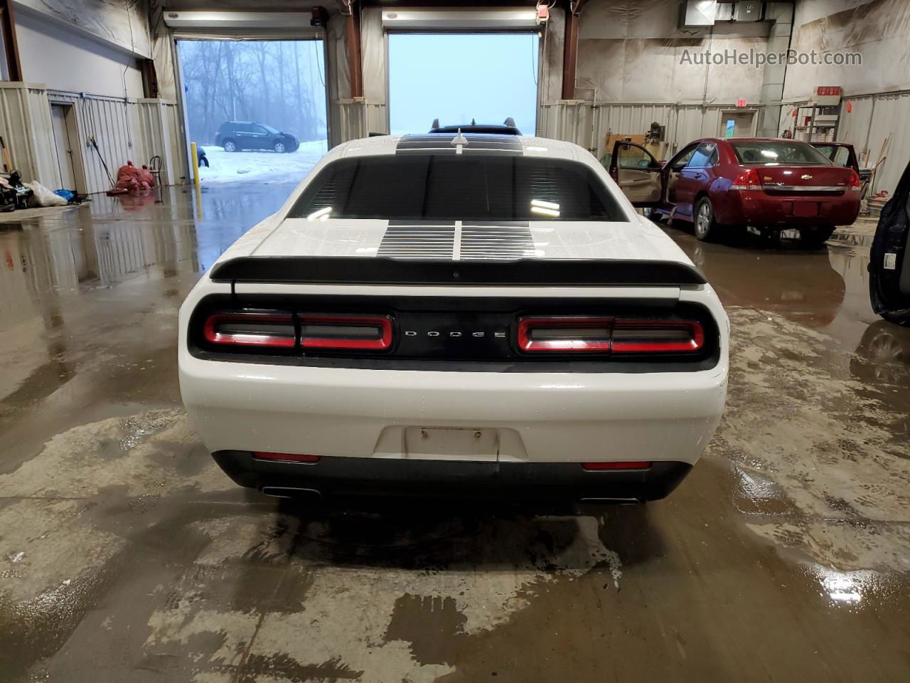 2018 Dodge Challenger Sxt White vin: 2C3CDZAG7JH161920