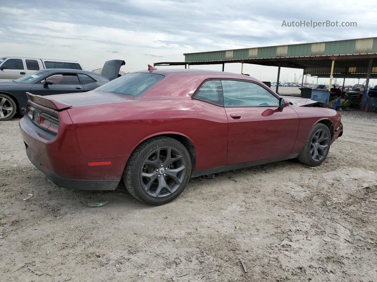 2018 Dodge Challenger Sxt Red vin: 2C3CDZAG7JH183464