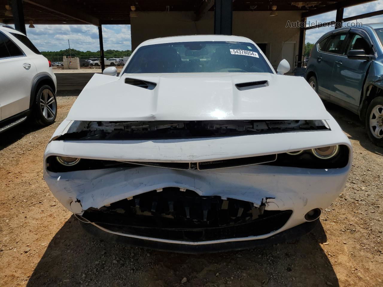 2018 Dodge Challenger Sxt White vin: 2C3CDZAG8JH258253