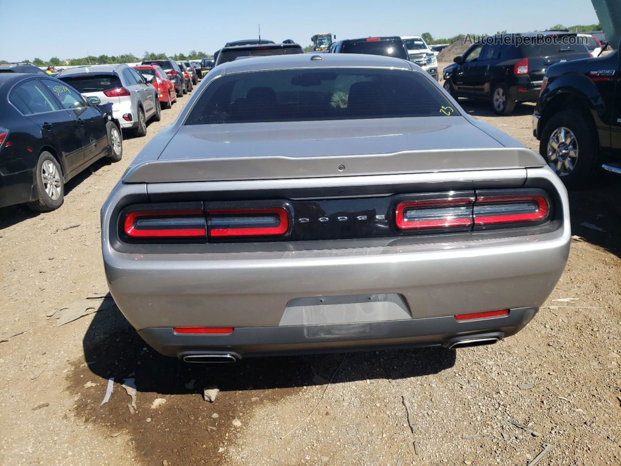 2018 Dodge Challenger Sxt Silver vin: 2C3CDZAG8JH276476