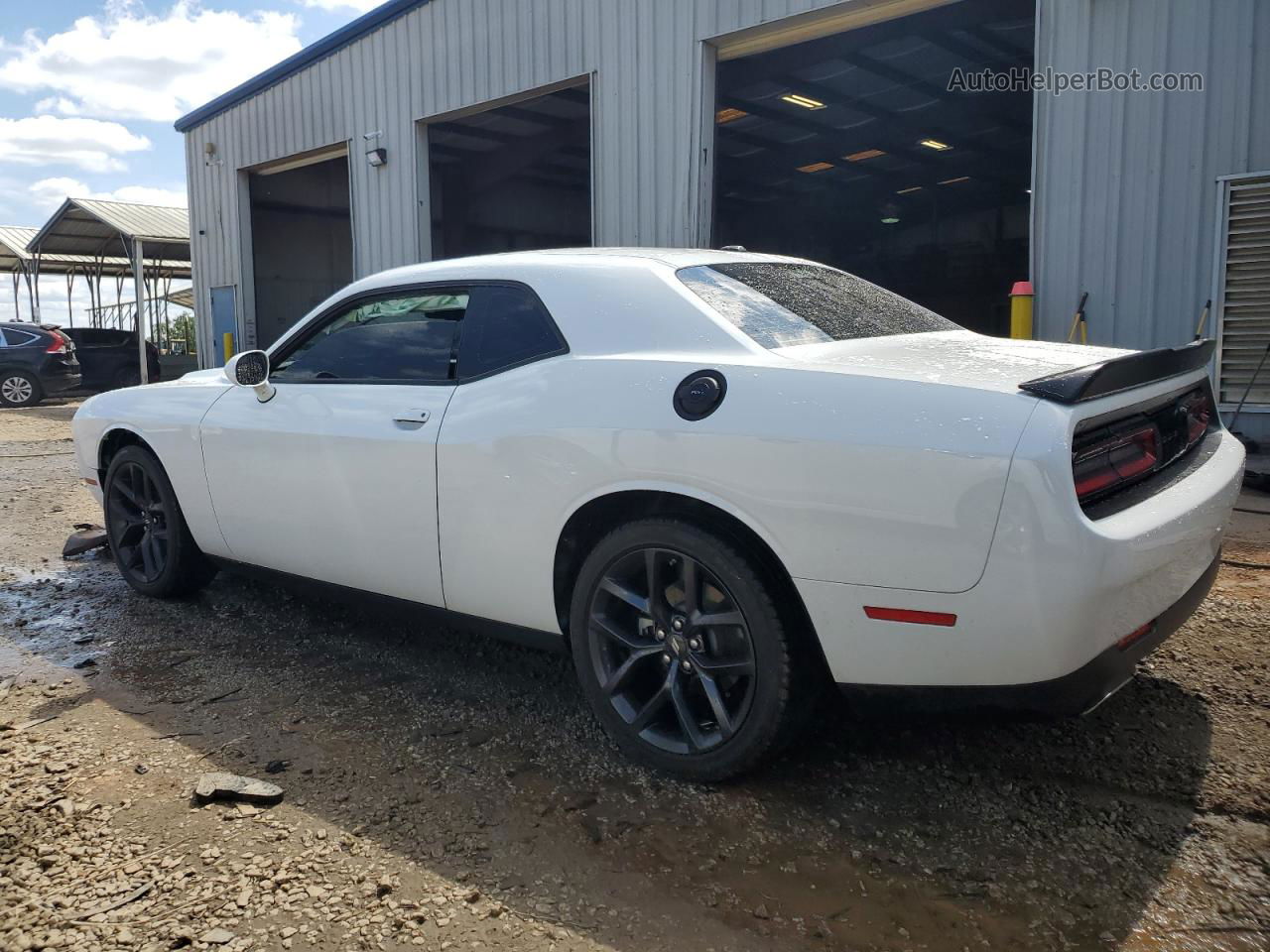 2022 Dodge Challenger Sxt Белый vin: 2C3CDZAG8NH132240