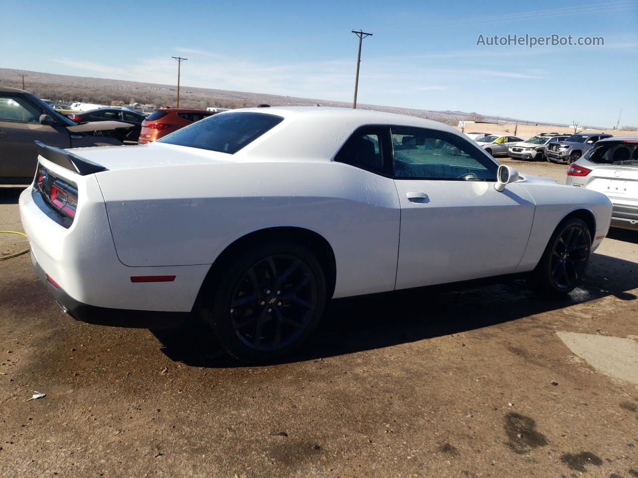 2022 Dodge Challenger Sxt White vin: 2C3CDZAG8NH263653