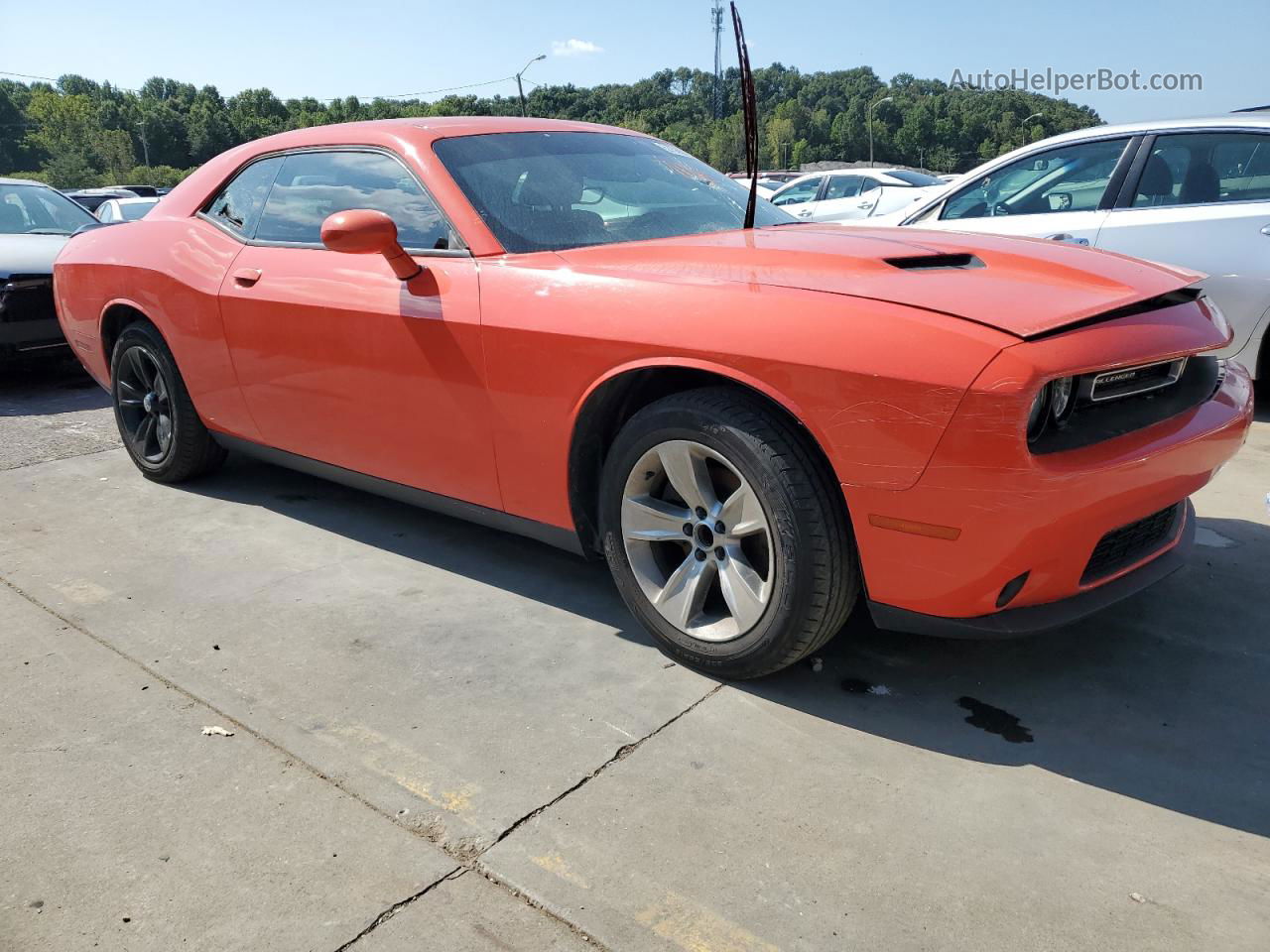 2017 Dodge Challenger Sxt Оранжевый vin: 2C3CDZAG9HH587201