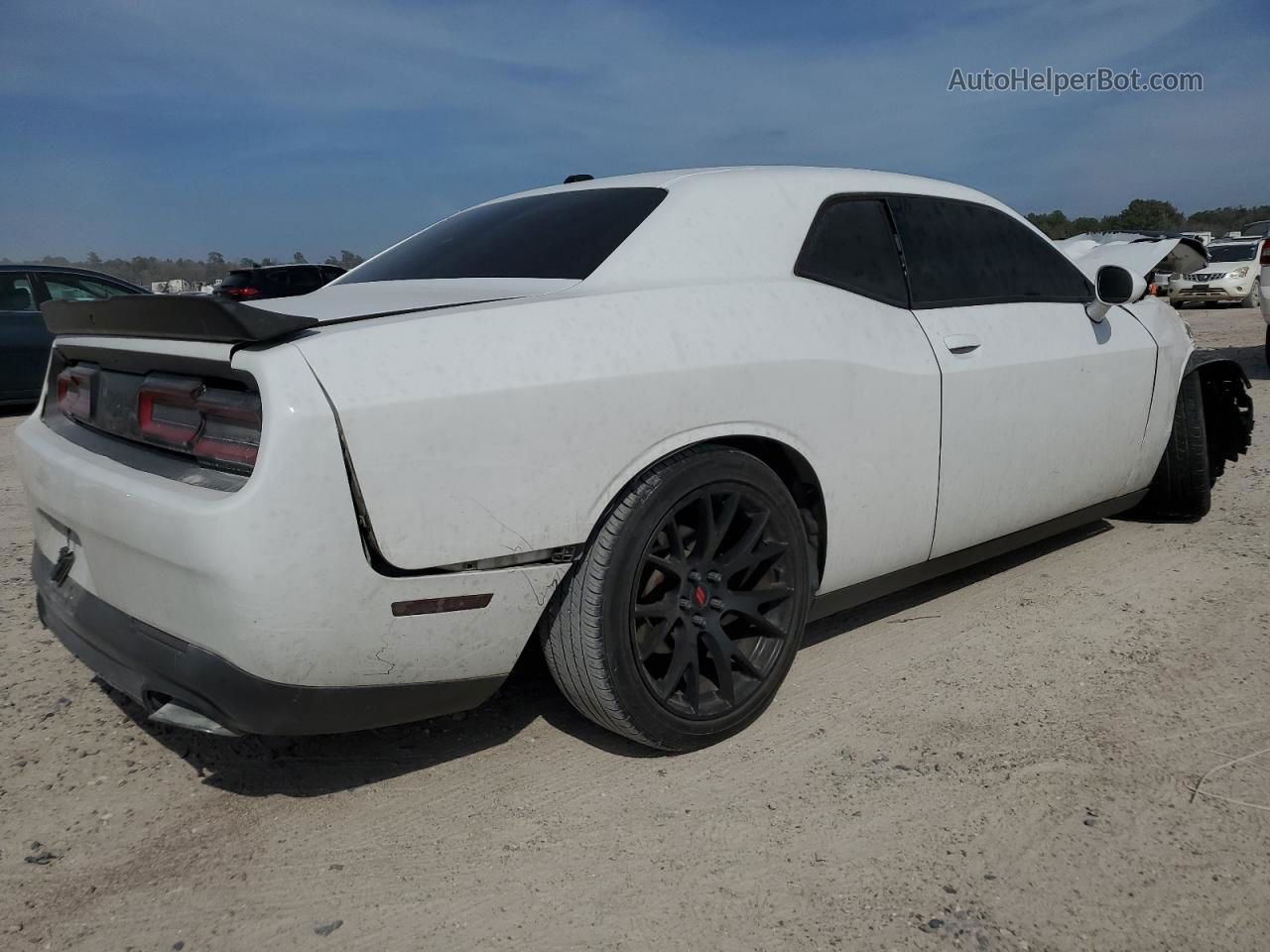 2015 Dodge Challenger Sxt White vin: 2C3CDZAGXFH704295