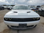 2016 Dodge Challenger Sxt White vin: 2C3CDZAGXGH184004