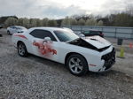 2016 Dodge Challenger Sxt White vin: 2C3CDZAGXGH338310