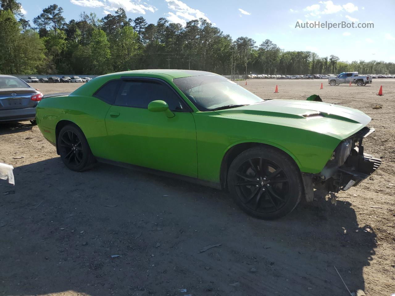 2017 Dodge Challenger Sxt Green vin: 2C3CDZAGXHH592133