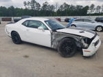 2017 Dodge Challenger Sxt White vin: 2C3CDZAGXHH601347