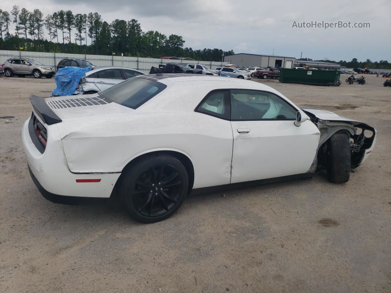 2017 Dodge Challenger Sxt White vin: 2C3CDZAGXHH601347