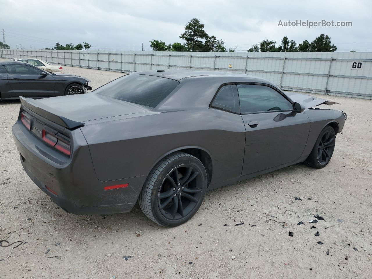 2017 Dodge Challenger Sxt Gray vin: 2C3CDZAGXHH613658