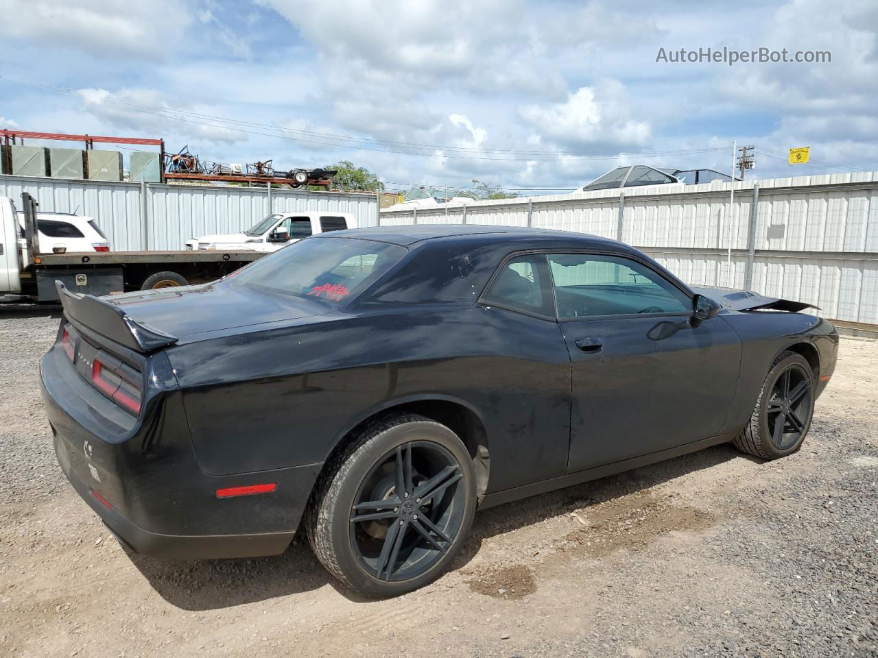 2017 Dodge Challenger Sxt Черный vin: 2C3CDZAGXHH633229