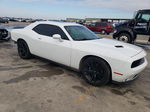 2018 Dodge Challenger Sxt Белый vin: 2C3CDZAGXJH199237