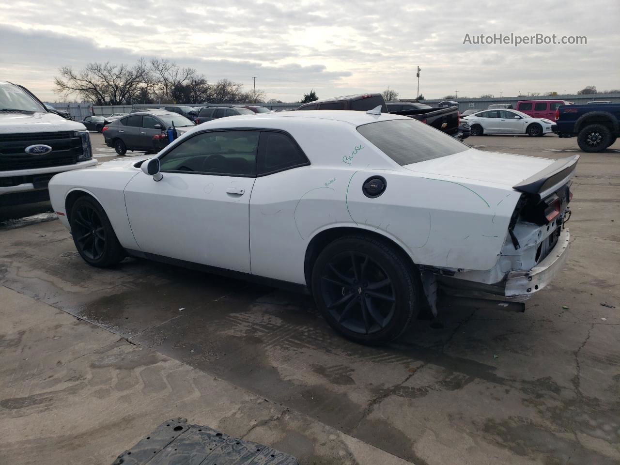 2018 Dodge Challenger Sxt White vin: 2C3CDZAGXJH199237