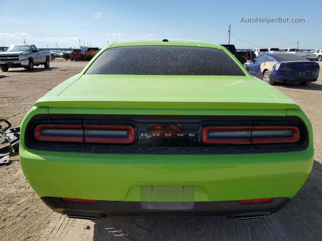 2015 Dodge Challenger Sxt Green vin: 2C3CDZAT1FH704277