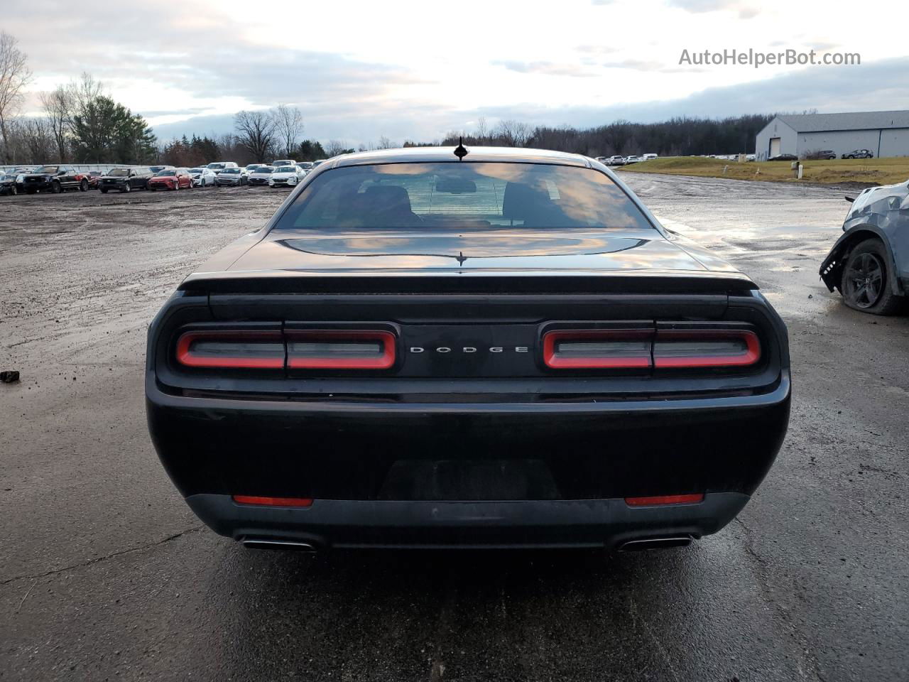 2015 Dodge Challenger Sxt Black vin: 2C3CDZAT1FH710855