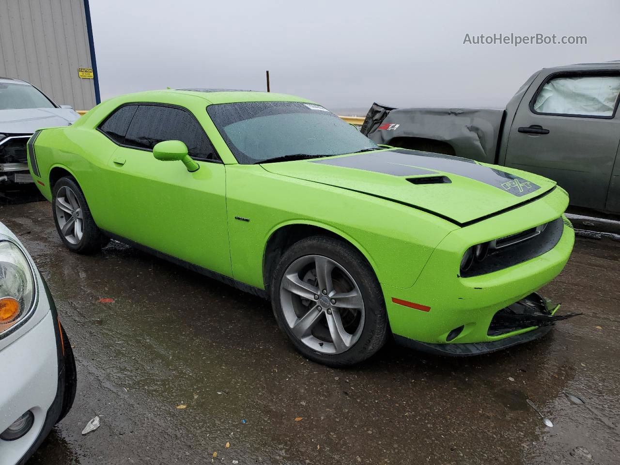 2015 Dodge Challenger Sxt Green vin: 2C3CDZAT1FH718826