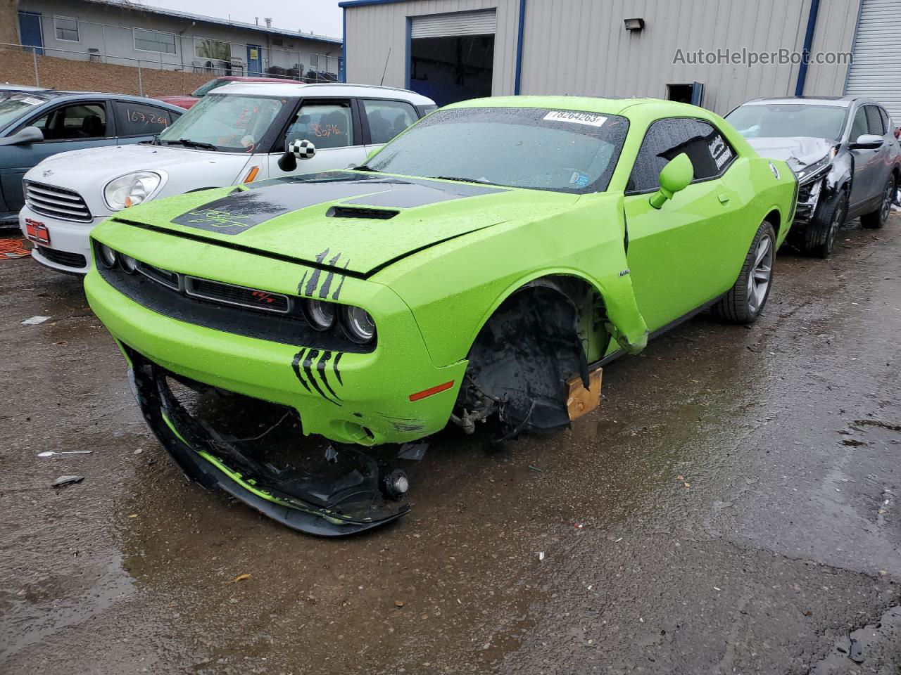 2015 Dodge Challenger Sxt Green vin: 2C3CDZAT1FH718826