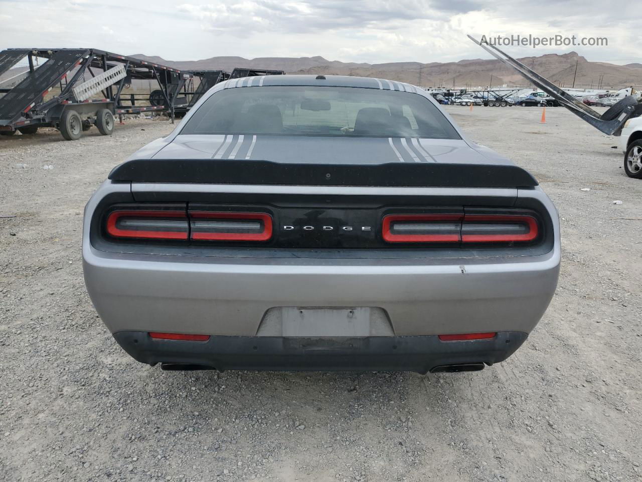 2015 Dodge Challenger Sxt Silver vin: 2C3CDZAT2FH923958