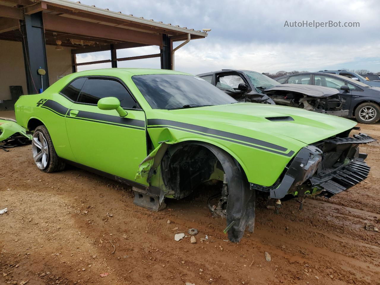 2015 Dodge Challenger Sxt Green vin: 2C3CDZAT7FH703019