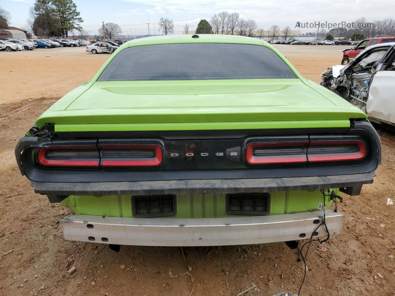 2015 Dodge Challenger Sxt Зеленый vin: 2C3CDZAT7FH703019