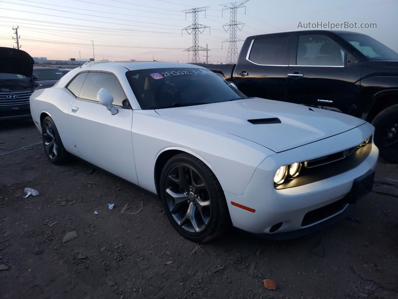 2015 Dodge Challenger Sxt Plus Белый vin: 2C3CDZBG3FH758035