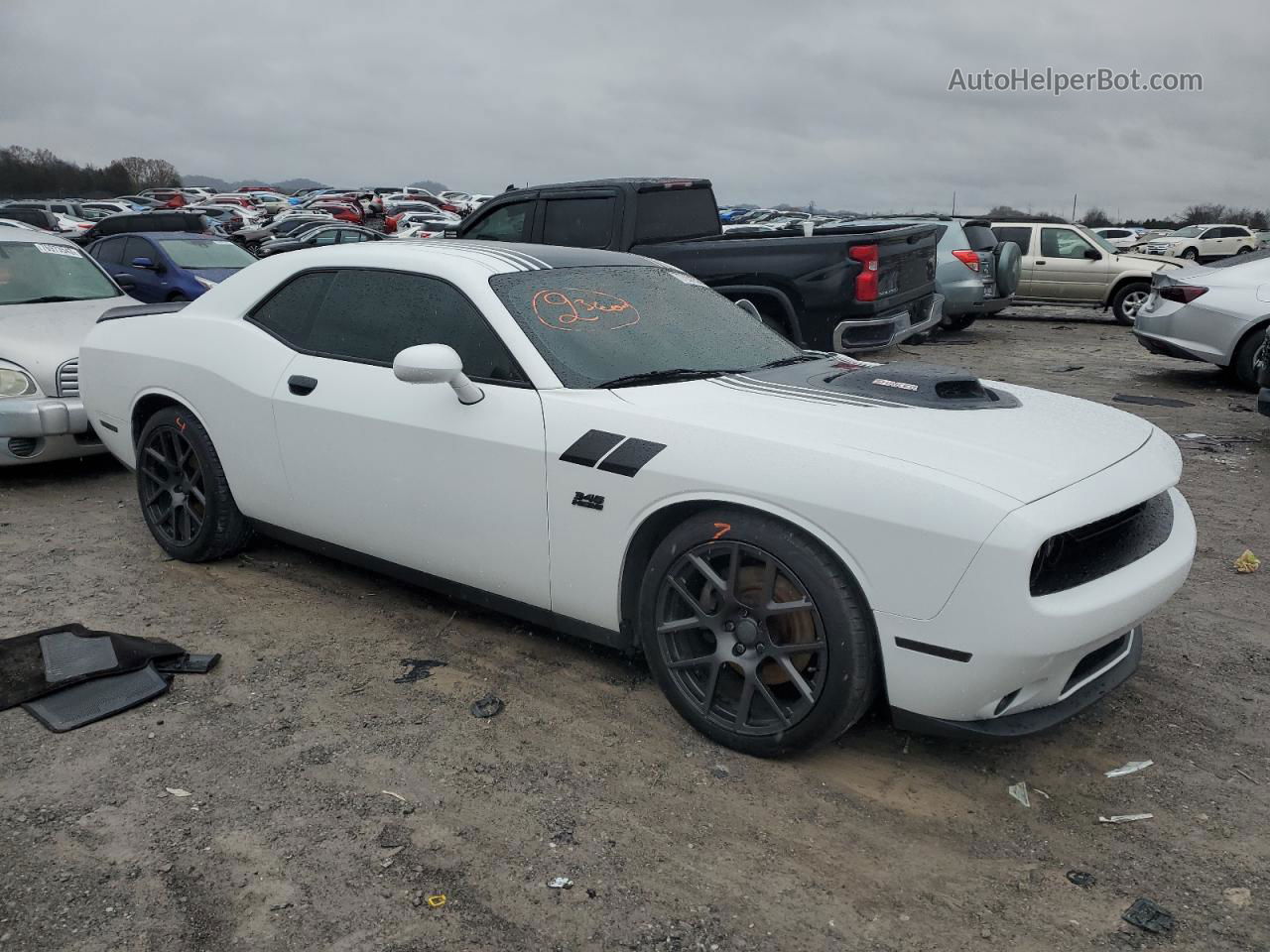 2016 Dodge Challenger R/t White vin: 2C3CDZBT0GH311855