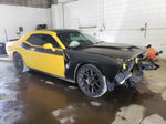 2018 Dodge Challenger R/t Желтый vin: 2C3CDZBT1JH143232