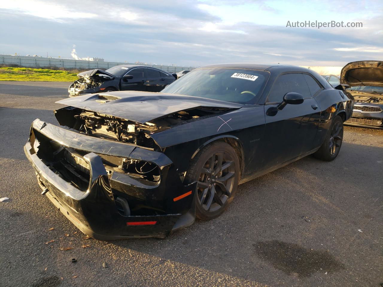 2022 Dodge Challenger R/t Черный vin: 2C3CDZBT1NH136223