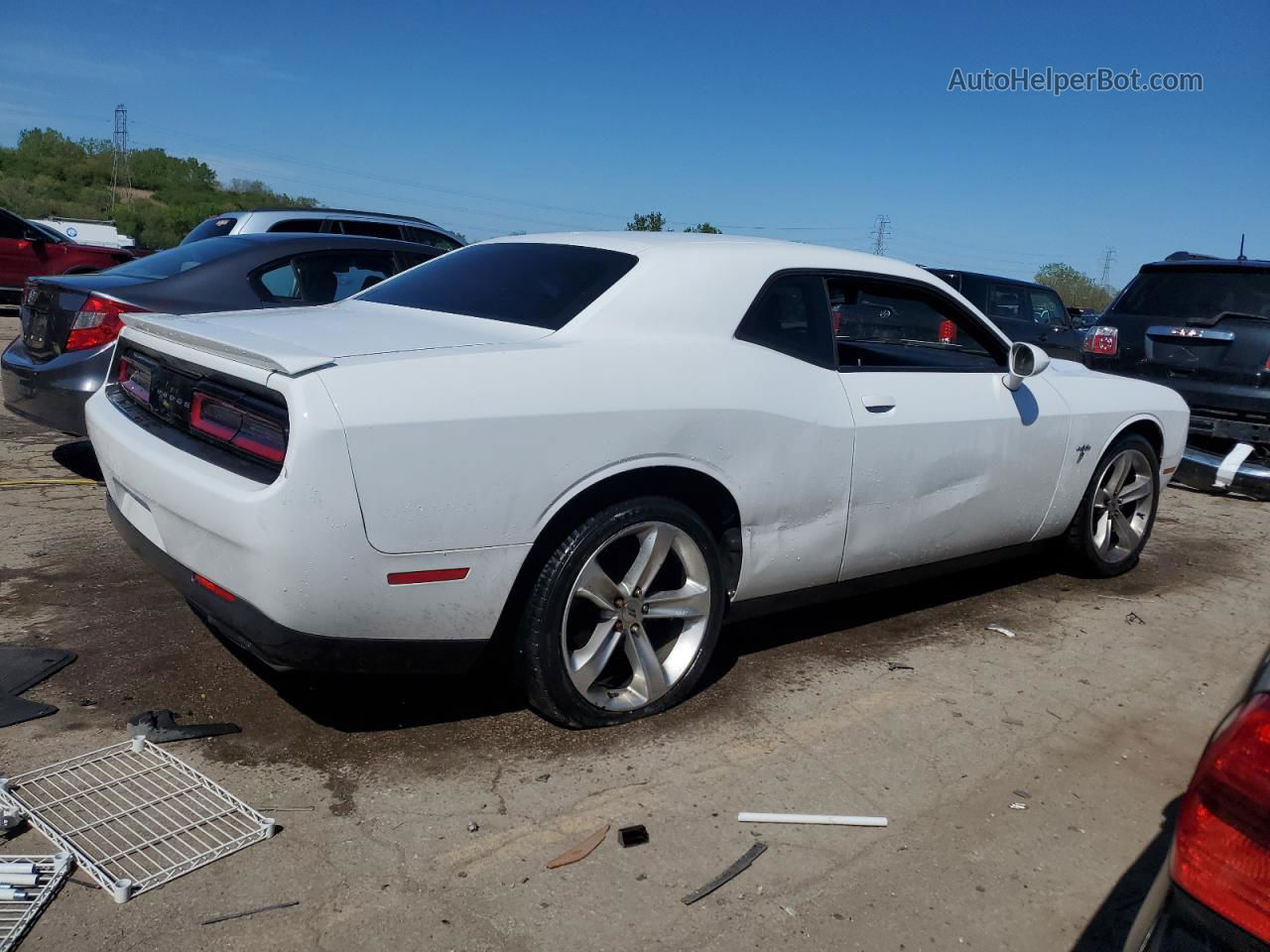 2017 Dodge Challenger R/t White vin: 2C3CDZBT6HH658009