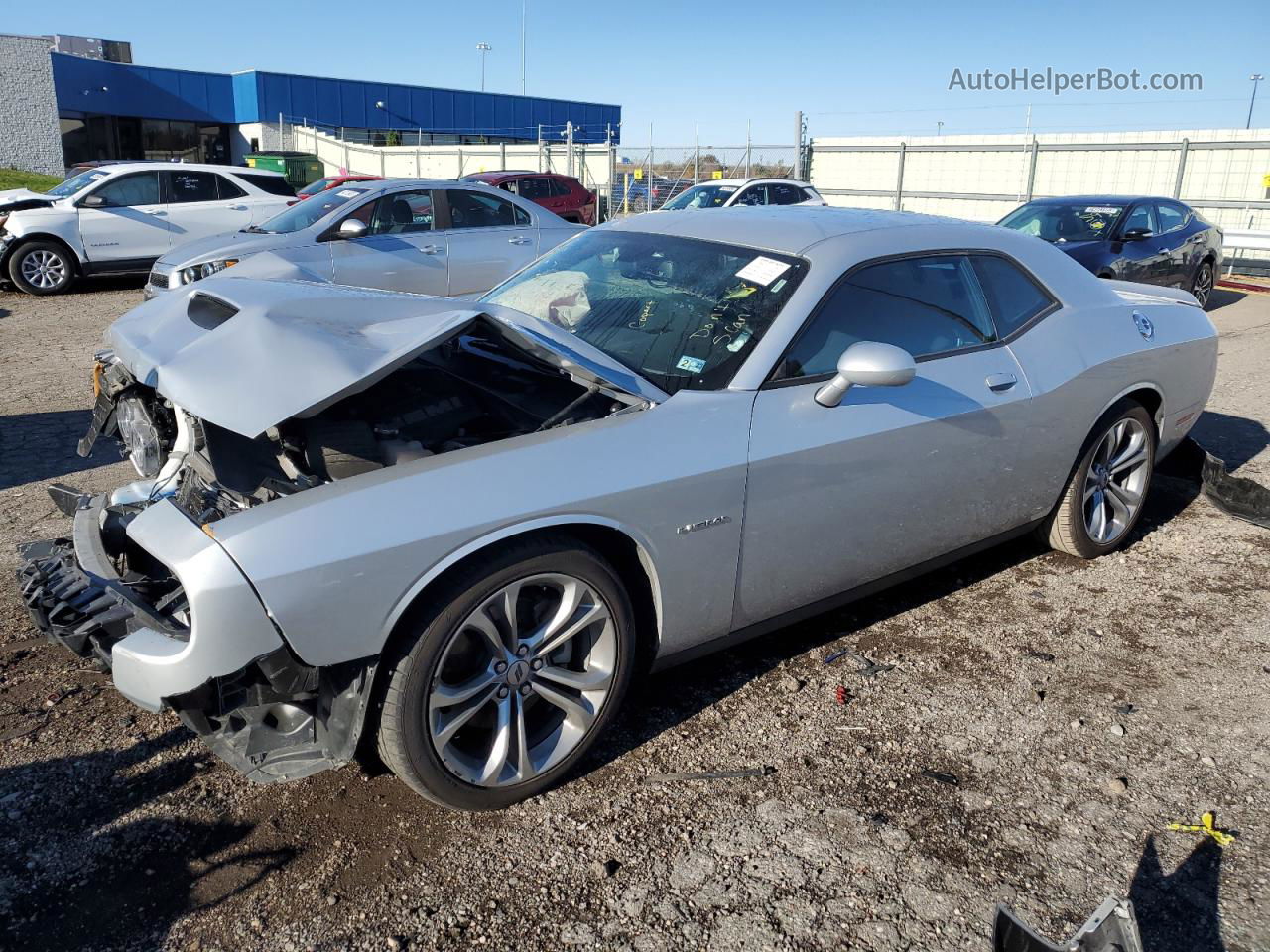 2022 Dodge Challenger R/t Серебряный vin: 2C3CDZBT6NH105341