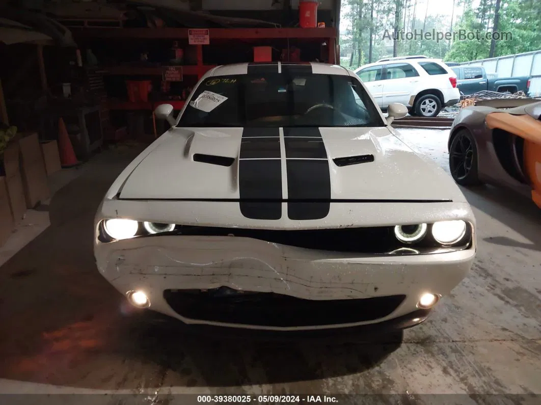 2017 Dodge Challenger R/t White vin: 2C3CDZBT7HH560641