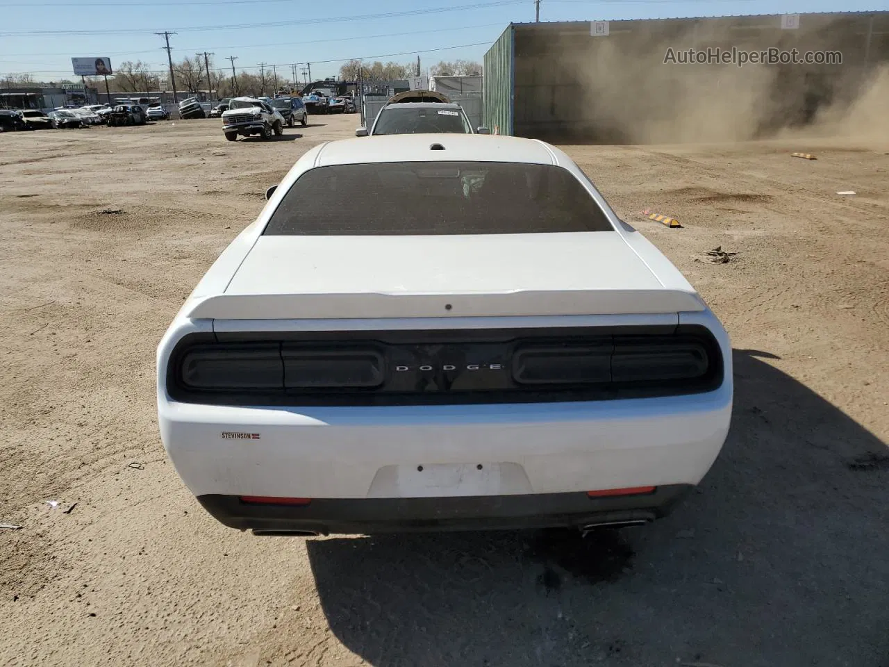 2022 Dodge Challenger R/t White vin: 2C3CDZBT7NH137232