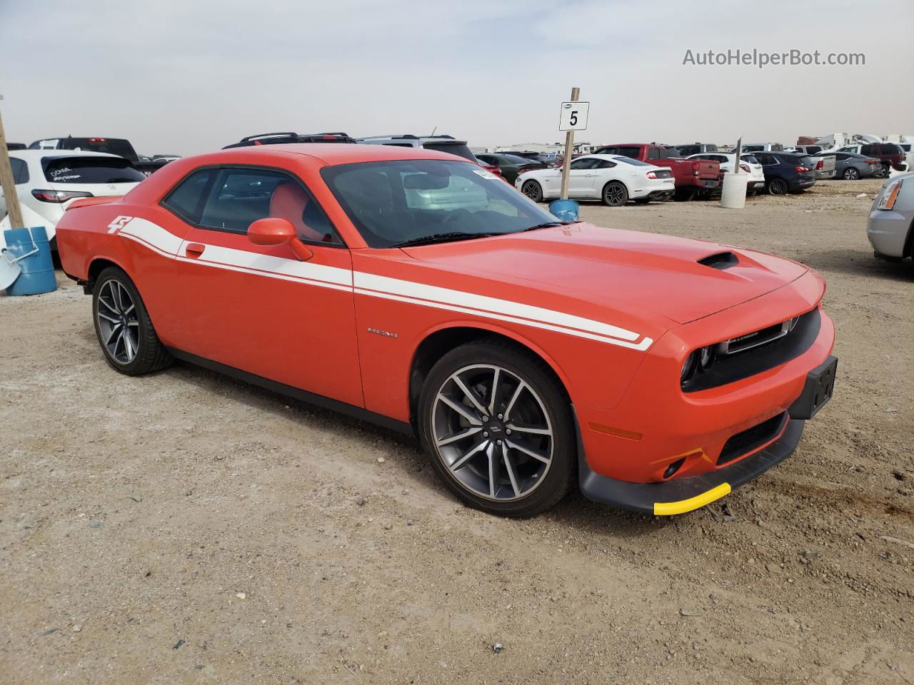 2022 Dodge Challenger R/t Оранжевый vin: 2C3CDZBT8NH151382