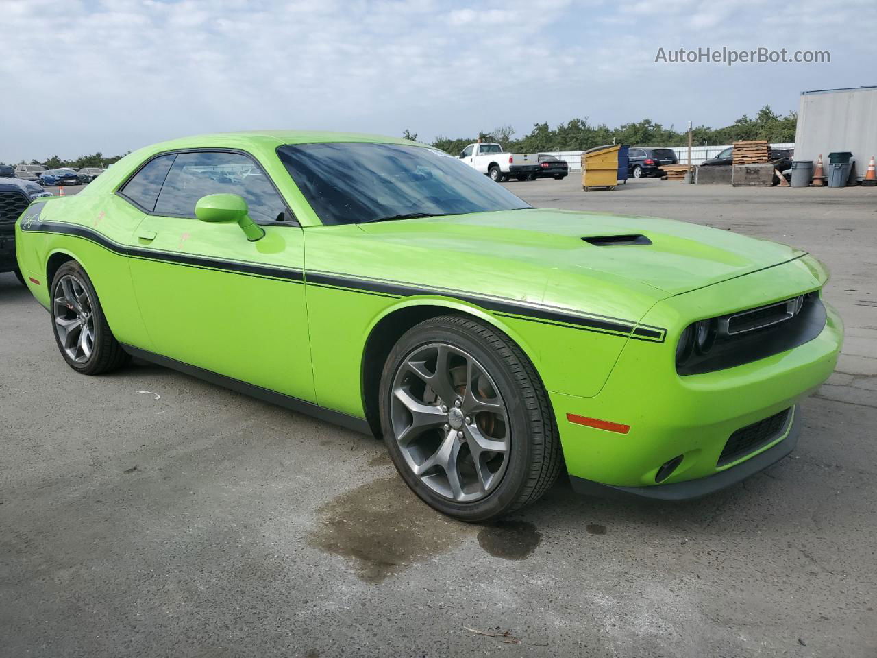 2015 Dodge Challenger Sxt Plus Green vin: 2C3CDZBT9FH747635