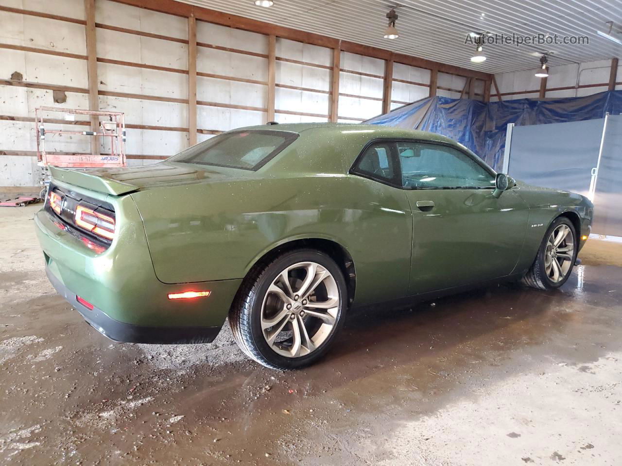 2022 Dodge Challenger R/t Зеленый vin: 2C3CDZBTXNH168538