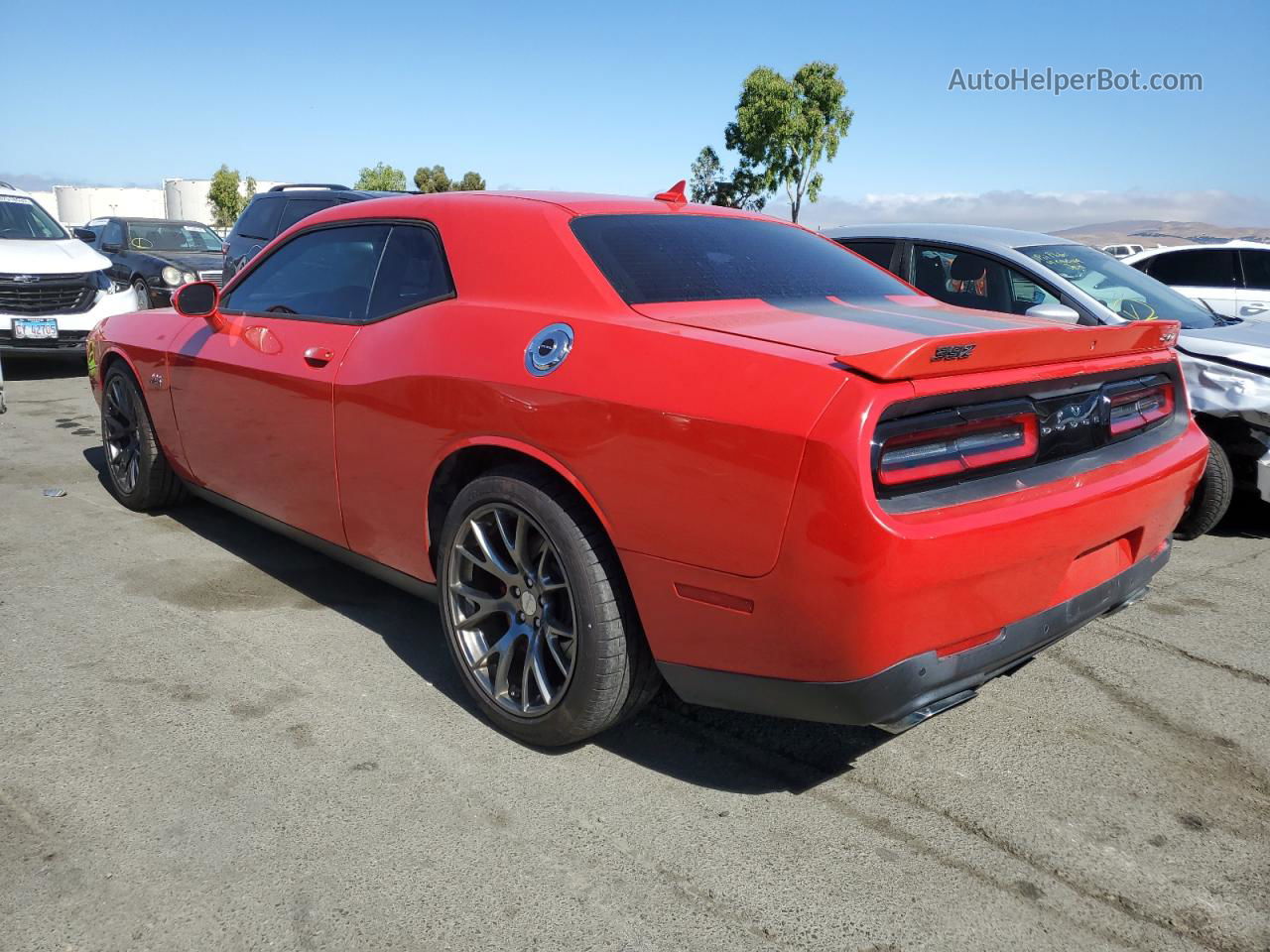 2015 Dodge Challenger Srt 392 Red vin: 2C3CDZDJ0FH702739